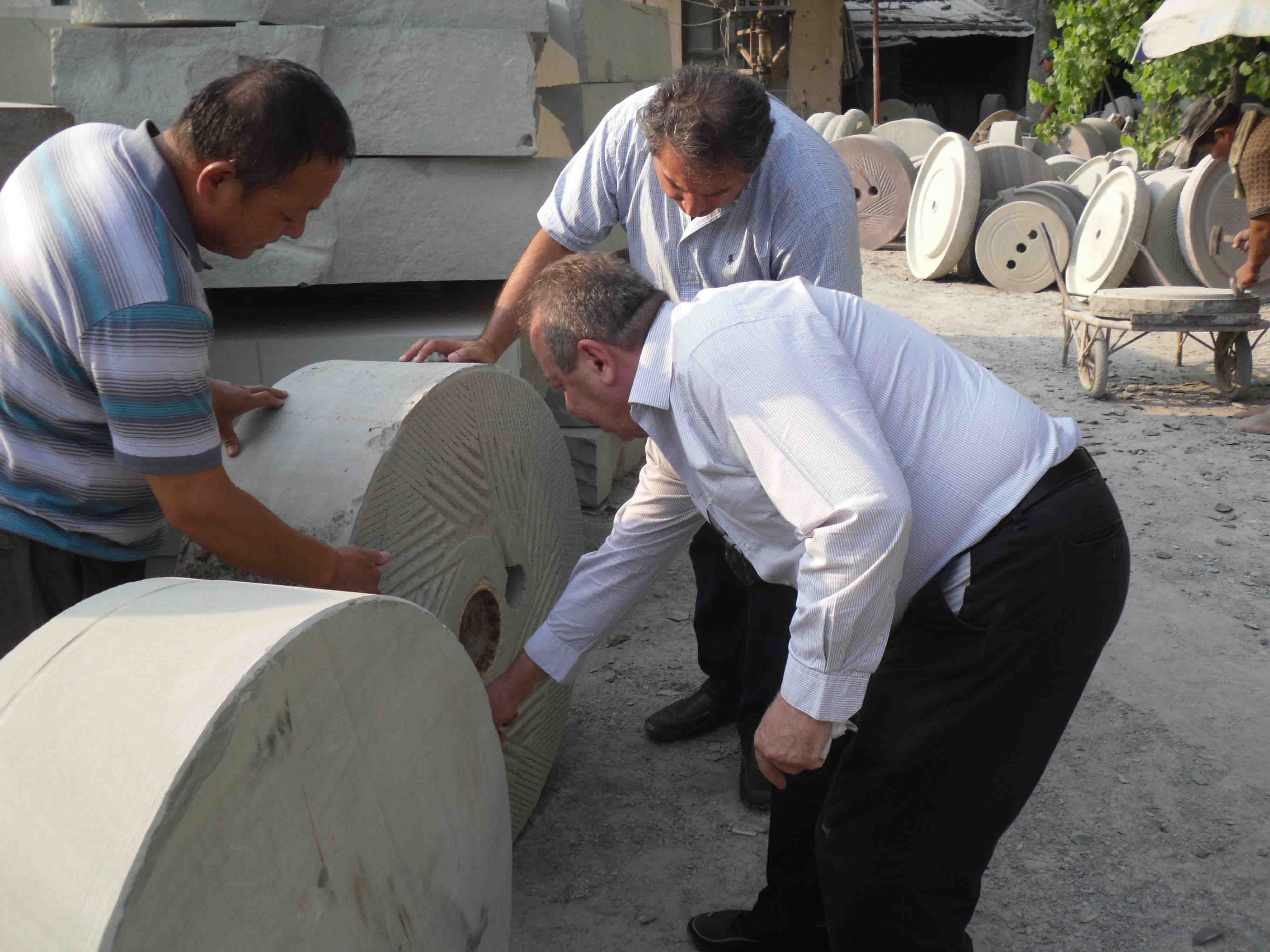 타 히니 페이스트 기계